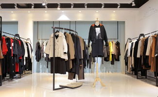 秀姿折扣服装批发 时尚与实惠的完美结合