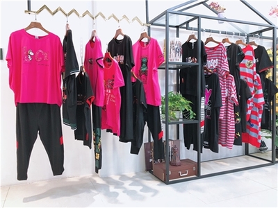 广州艾安棋服饰商行 折扣服装批发的专业之选